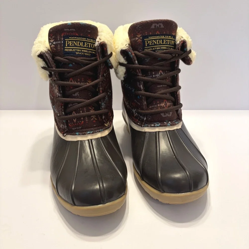NEW Pendleton Diamond Peak Mid Duck Boots Brown Geometric Faux Fur Womens 6 (37)